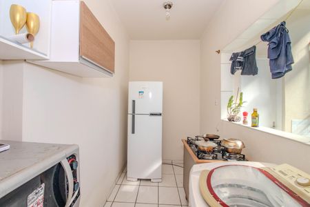 Apartamento à venda com 96m², 3 quartos e sem vaga Apartamento à venda com 96m², 3 quartos e sem vagaCozinha e Área de Serviço