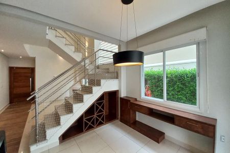 Casa de condomínio à venda com 258m², 4 quartos e 4 vagasCopa
