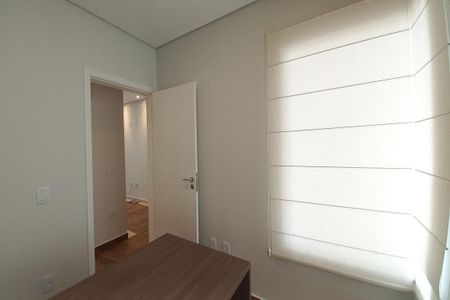 Casa de condomínio à venda com 258m², 4 quartos e 4 vagasEscritório