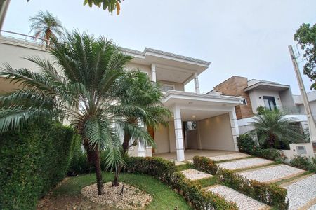 Casa de condomínio à venda com 258m², 4 quartos e 4 vagasFachada do Prédio