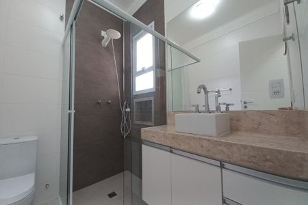 Casa de condomínio à venda com 258m², 4 quartos e 4 vagasBanheiro da Suíte 4