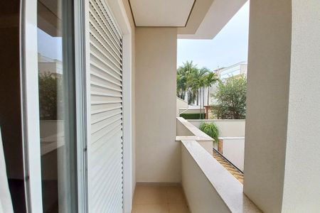 Casa de condomínio à venda com 258m², 4 quartos e 4 vagasSuíte 4