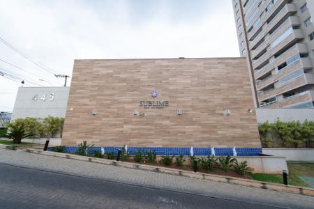 Apartamento à venda com 88m², 3 quartos e 2 vagas Apartamento à venda com 88m², 3 quartos e 2 vagasFachada