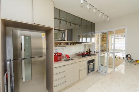 Apartamento à venda com 88m², 3 quartos e 2 vagas Apartamento à venda com 88m², 3 quartos e 2 vagasCozinha