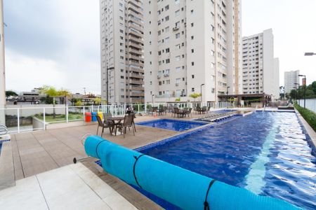Apartamento à venda com 88m², 3 quartos e 2 vagas Apartamento à venda com 88m², 3 quartos e 2 vagasPiscina