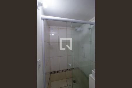 Banheiro de kitnet/studio para alugar com 1 quarto, 30m² em Jardim do Sol, Sorocaba