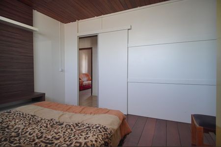 Quarto de apartamento para alugar com 1 quarto, 90m² em Scharlau, São Leopoldo