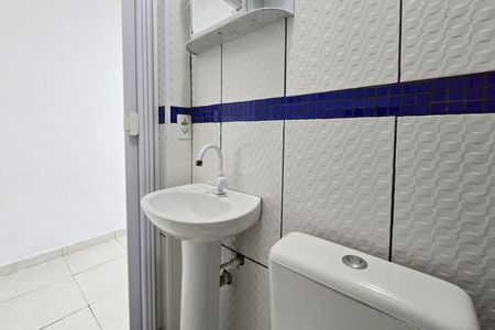 Studio para alugar com 4m², 1 quarto e sem vaga Studio para alugar com 4m², 1 quarto e sem vagaBanheiro