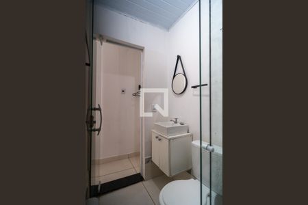 Studio para alugar com 30m², 1 quarto e sem vaga Studio para alugar com 30m², 1 quarto e sem vagaBanheiro