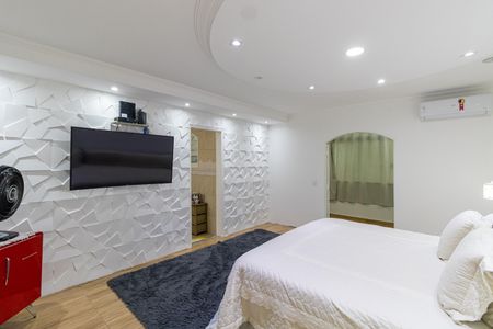 Casa para alugar com 240m², 3 quartos e 2 vagasSuíte 1