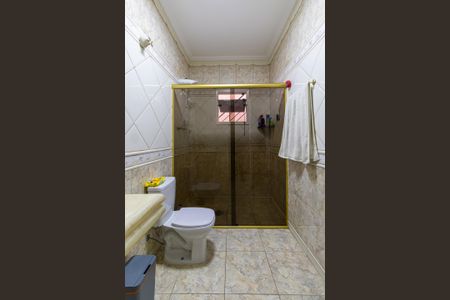 Casa para alugar com 240m², 3 quartos e 2 vagasBanheiro Social