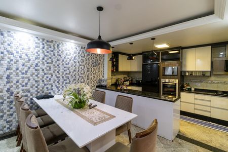 Casa para alugar com 240m², 3 quartos e 2 vagasCopa