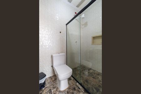 Casa para alugar com 240m², 3 quartos e 2 vagasBanheiro Externo