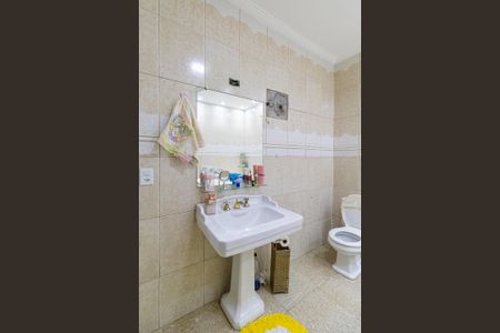 Casa para alugar com 240m², 3 quartos e 2 vagasBanheiro Suíte 1