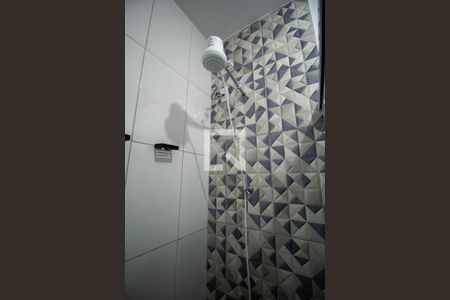 Banheiro de kitnet/studio para alugar com 1 quarto, 30m² em Jardim do Sol, Sorocaba