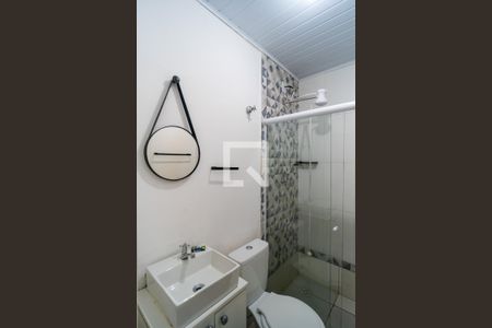 Banheiro de kitnet/studio para alugar com 1 quarto, 30m² em Jardim do Sol, Sorocaba