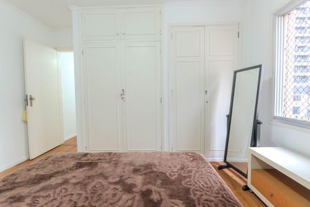 Apartamento à venda com 121m², 3 quartos e 1 vaga Apartamento à venda com 121m², 3 quartos e 1 vagaSuíte