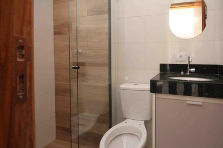 Apartamento para alugar com 33m², 2 quartos e sem vaga Apartamento para alugar com 33m², 2 quartos e sem vagaBanheiro Social