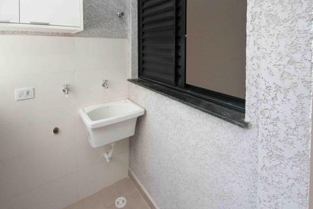 Apartamento para alugar com 33m², 2 quartos e sem vaga Apartamento para alugar com 33m², 2 quartos e sem vagaÁrea de Serviço