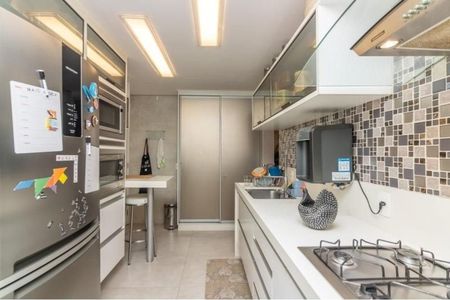 Foto 05 de apartamento à venda com 3 quartos, 111m² em Vila Gumercindo, São Paulo
