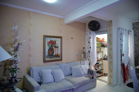 Sala de apartamento à venda com 2 quartos, 50m² em Santa Terezinha, Santo André