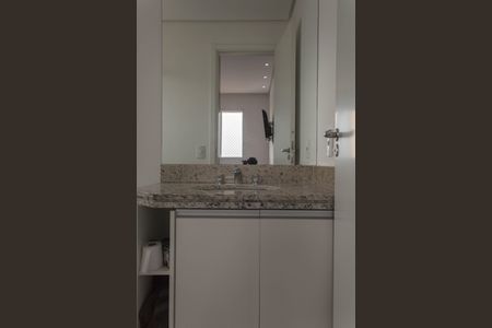 Apartamento à venda com 54m², 2 quartos e 1 vaga Apartamento à venda com 54m², 2 quartos e 1 vagaBanheiro da Suíte