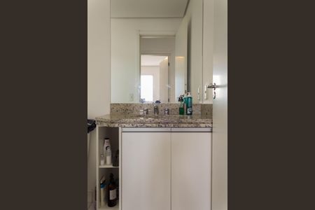 Apartamento à venda com 54m², 2 quartos e 1 vaga Apartamento à venda com 54m², 2 quartos e 1 vagaBanheiro