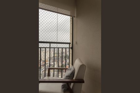 Apartamento à venda com 54m², 2 quartos e 1 vaga Apartamento à venda com 54m², 2 quartos e 1 vagaVaranda