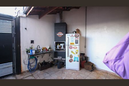 Casa à venda com 2147483650m², 2 quartos e 3 vagasGaragem