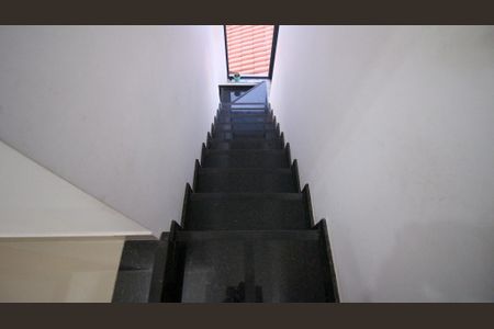 Casa à venda com 2147483650m², 2 quartos e 3 vagasEscada