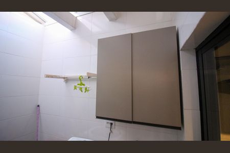 Casa à venda com 2147483650m², 2 quartos e 3 vagasÁrea de Serviço