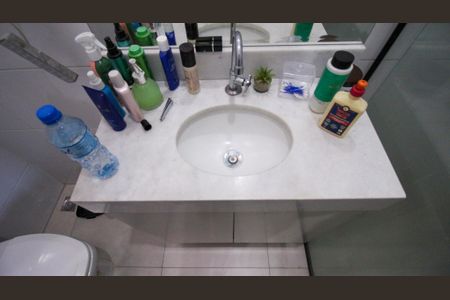 Casa à venda com 2147483650m², 2 quartos e 3 vagasBanheiro do Quarto 1