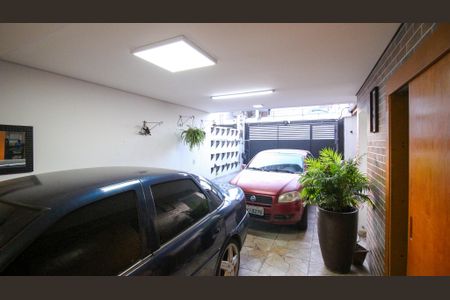Casa à venda com 2147483650m², 2 quartos e 3 vagasGaragem
