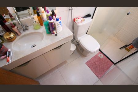 Casa à venda com 2147483650m², 2 quartos e 3 vagasBanheiro do Quarto 1