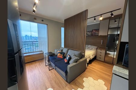 Sala de apartamento à venda com 1 quarto, 31m² em Vila Tolstoi, São Paulo