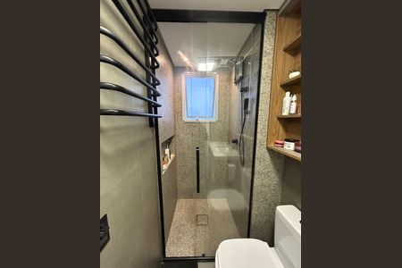 Banheiro de apartamento à venda com 1 quarto, 31m² em Vila Tolstoi, São Paulo