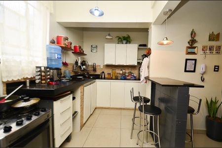 Apartamento à venda com 55m², 2 quartos e 1 vaga Apartamento à venda com 55m², 2 quartos e 1 vagaCozinha