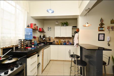 Apartamento à venda com 55m², 2 quartos e 1 vaga Apartamento à venda com 55m², 2 quartos e 1 vagaCozinha