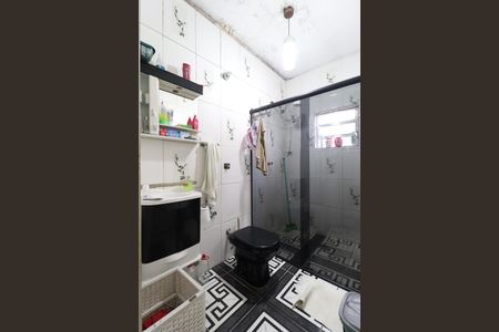 Casa à venda com 150m², 6 quartos e sem vagaBanheiro casa 2