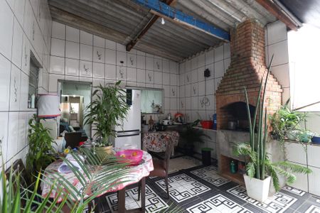 Casa à venda com 150m², 6 quartos e sem vagaQuintal casa 2