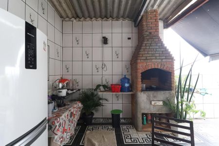 Casa à venda com 150m², 6 quartos e sem vagaQuintal casa 2