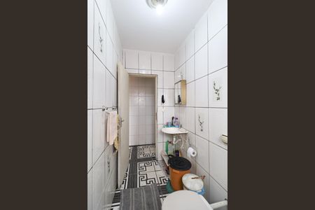 Casa à venda com 150m², 6 quartos e sem vagaBanheiro casa 1