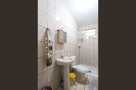 Casa à venda com 150m², 6 quartos e sem vagaBanheiro casa 3