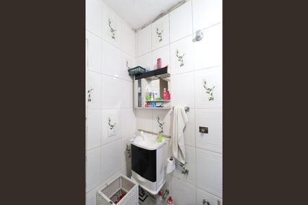 Casa à venda com 150m², 6 quartos e sem vagaBanheiro casa 2