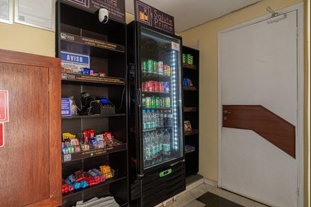 Studio à venda com 28m², 1 quarto e 1 vaga Studio à venda com 28m², 1 quarto e 1 vagaÁrea comum - Mercadinho