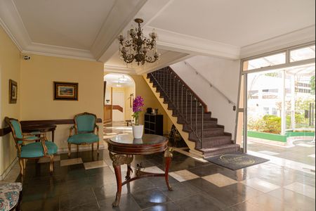 Studio à venda com 28m², 1 quarto e 1 vaga Studio à venda com 28m², 1 quarto e 1 vagaÁrea comum - Hall Social