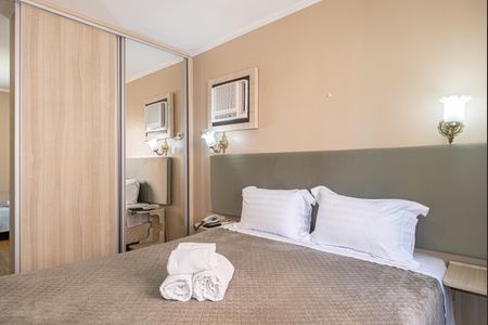 Studio à venda com 28m², 1 quarto e 1 vaga Studio à venda com 28m², 1 quarto e 1 vagaSuíte