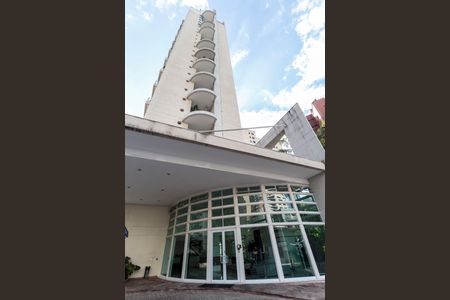 Apartamento à venda com 50m², 1 quarto e 1 vaga Apartamento à venda com 50m², 1 quarto e 1 vagaFachada