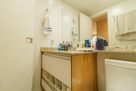 Apartamento para alugar com 69m², 2 quartos e 1 vaga Apartamento para alugar com 69m², 2 quartos e 1 vagaBanheiro