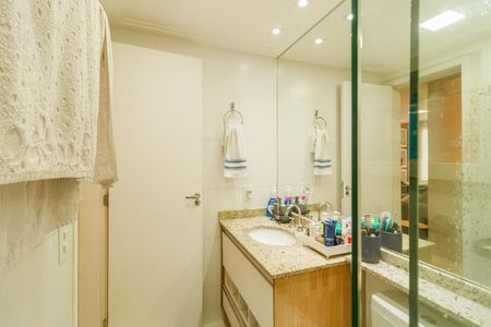 Apartamento para alugar com 69m², 2 quartos e 1 vaga Apartamento para alugar com 69m², 2 quartos e 1 vagaBanheiro